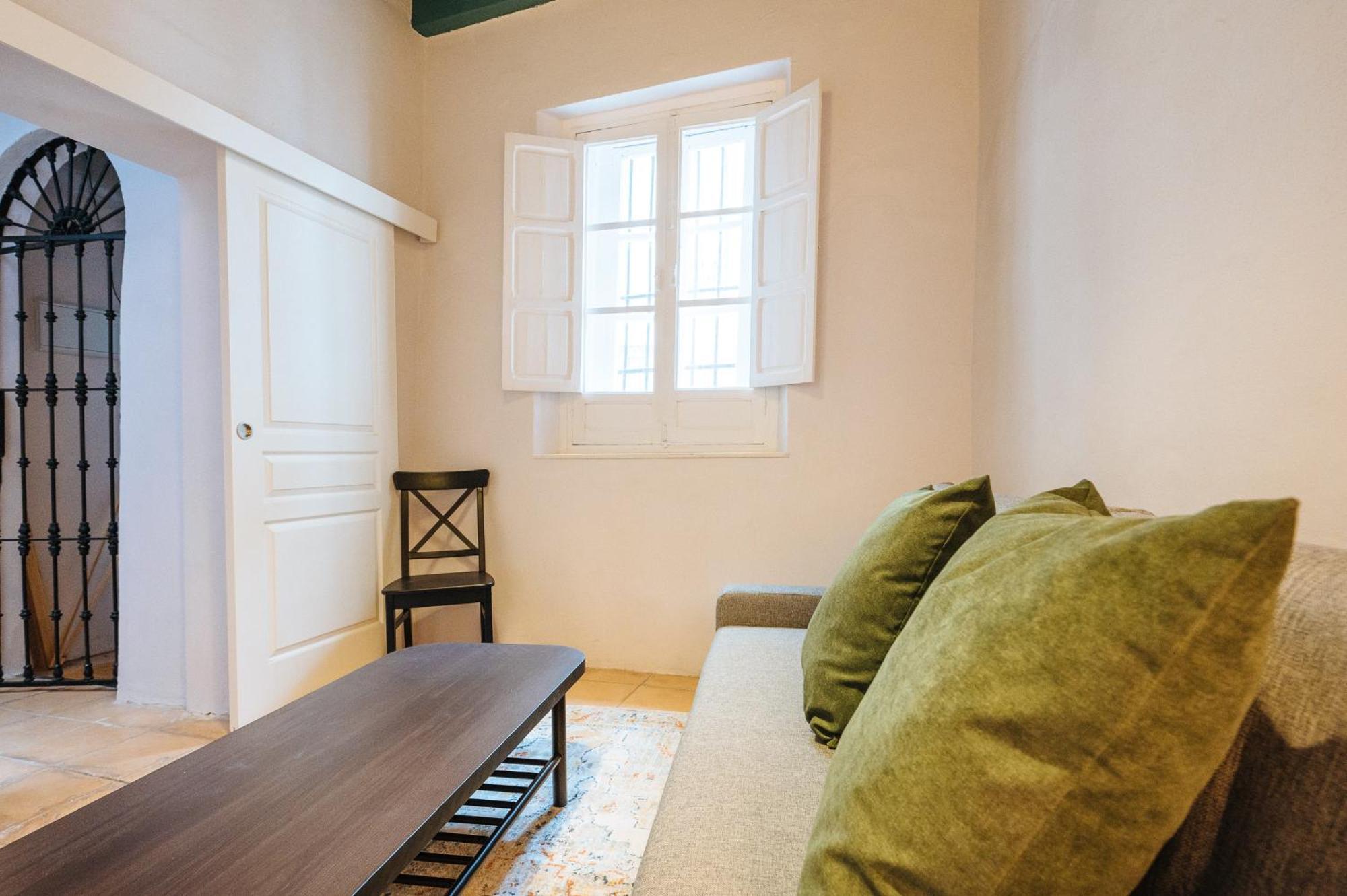 Independent Beautiful House Seville City Center With Private Parking Exterior photo