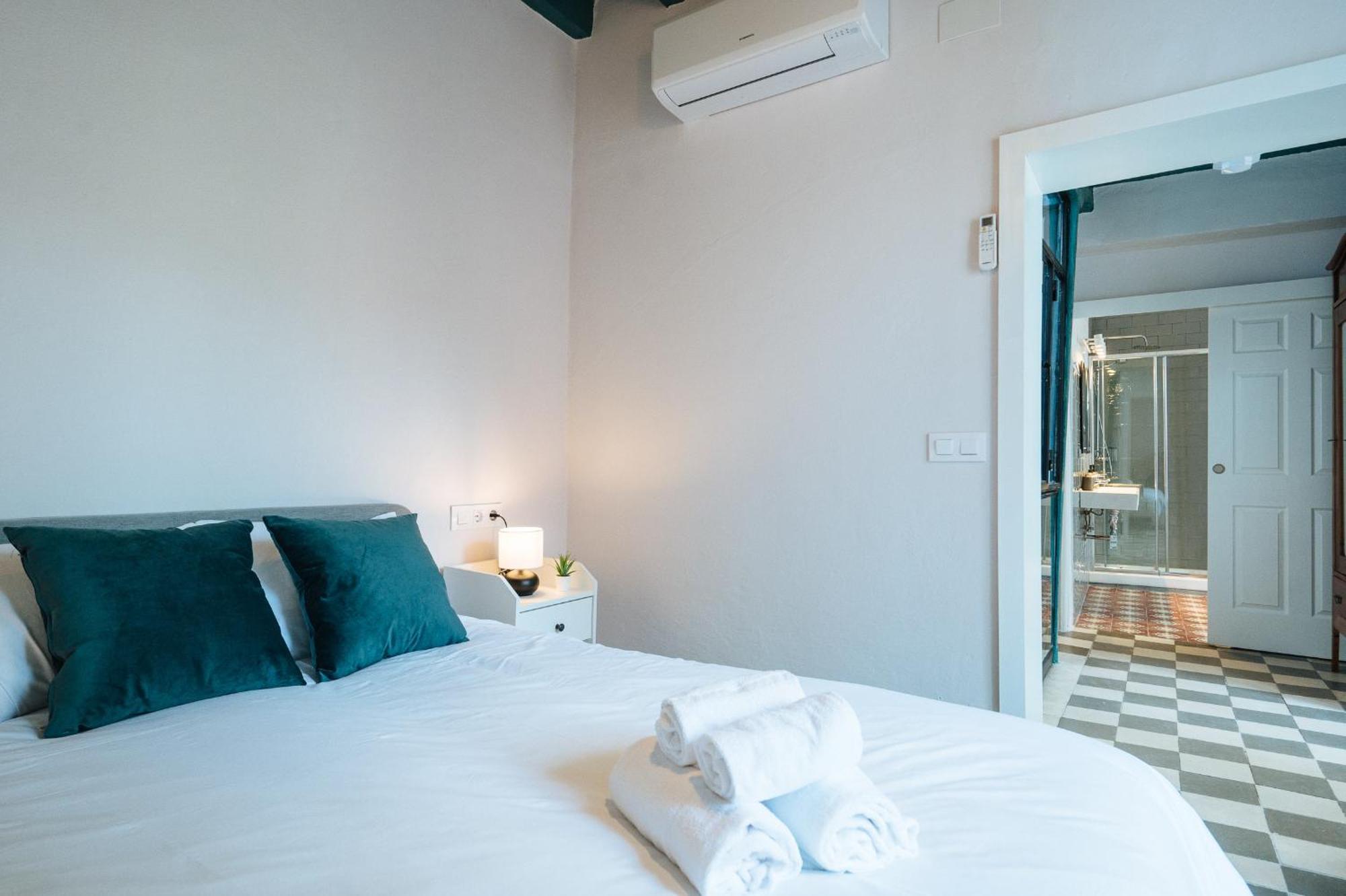 Independent Beautiful House Seville City Center With Private Parking Exterior photo