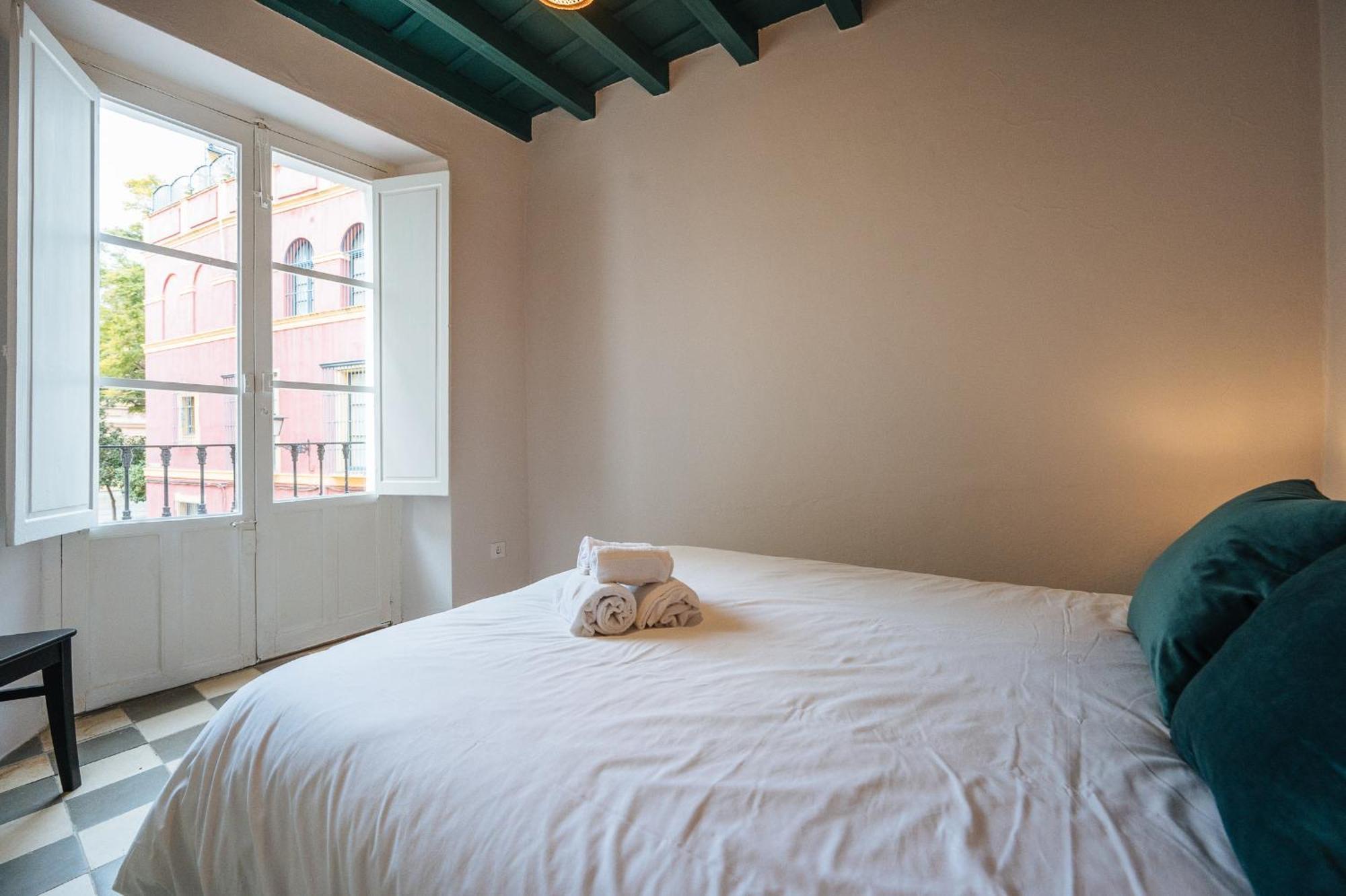 Independent Beautiful House Seville City Center With Private Parking Exterior photo